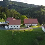 Hopfenhof Poscharnik * Leutschach