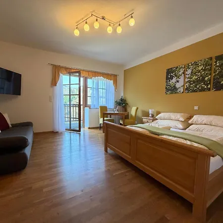 Alojamento de Turismo Rural Hopfenhof Poscharnik Leutschach