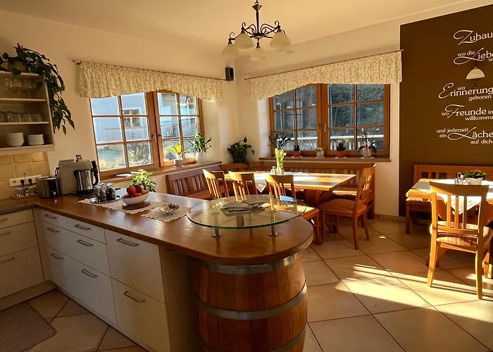 Hopfenhof Poscharnik مزرعة للإقامة